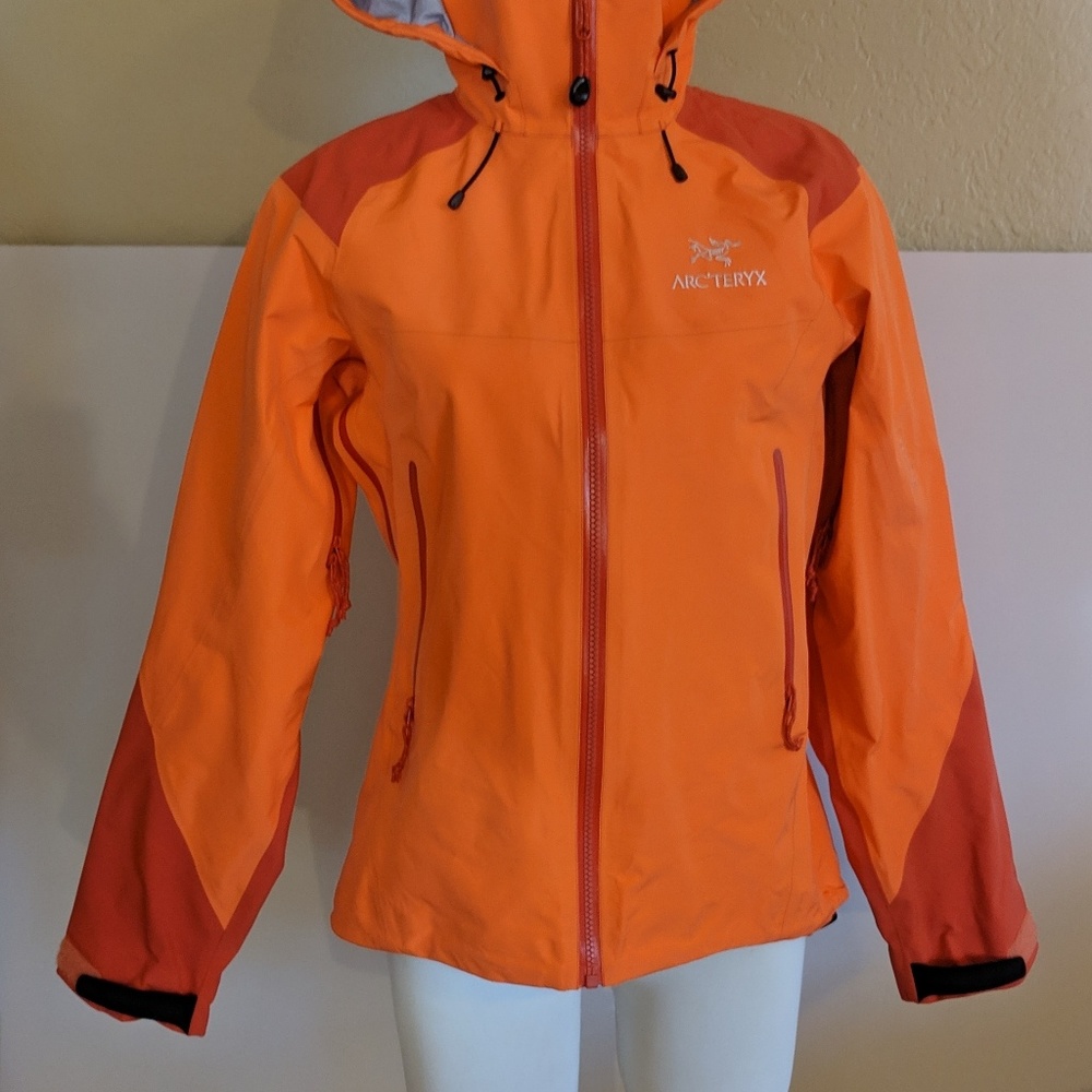 Arc'teryx Beta AR Small Women' Jacket Orange